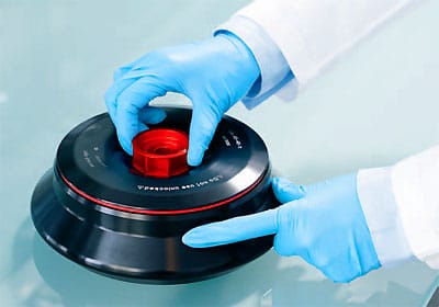 Eppendorf Centrifuge 5427 Refrigerated can spin 48 1.5 mL tubes